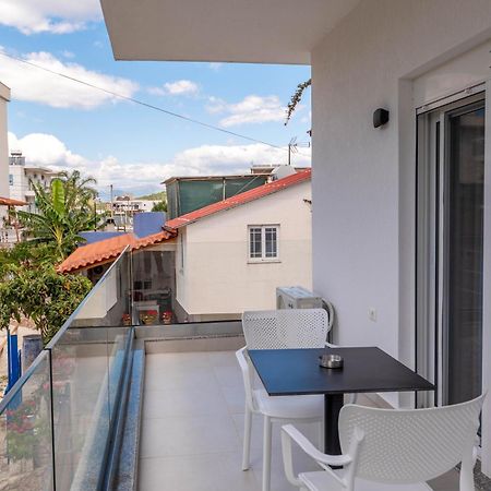 Apartments Margarita Ксамил Екстериор снимка