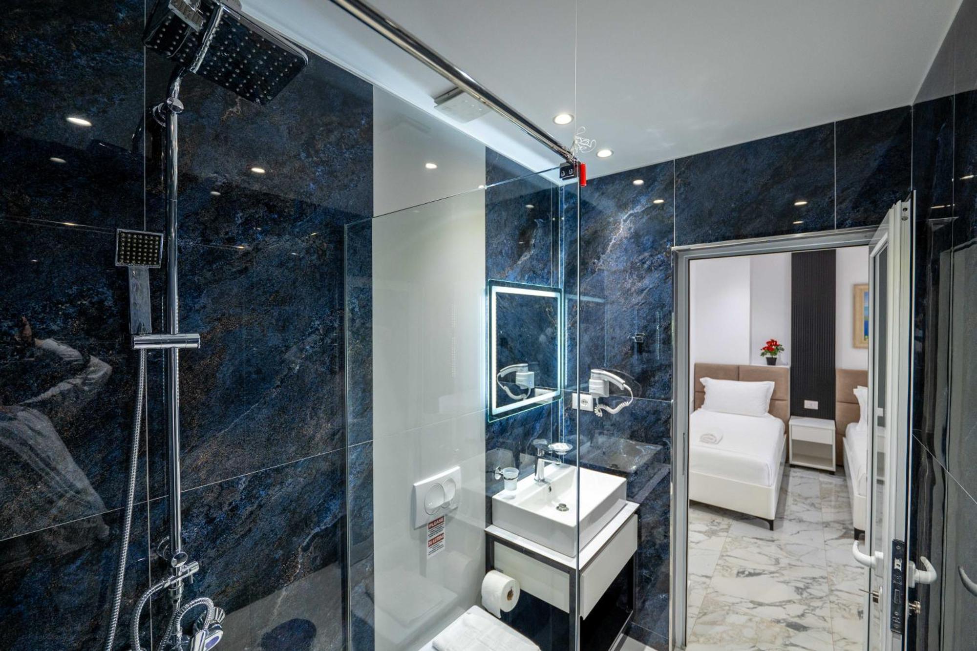 Apartments Margarita Ксамил Екстериор снимка